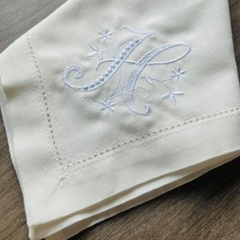 2 шт. хлопковых салфеток с выш – обзор и цена Monogrammed Handkerchief